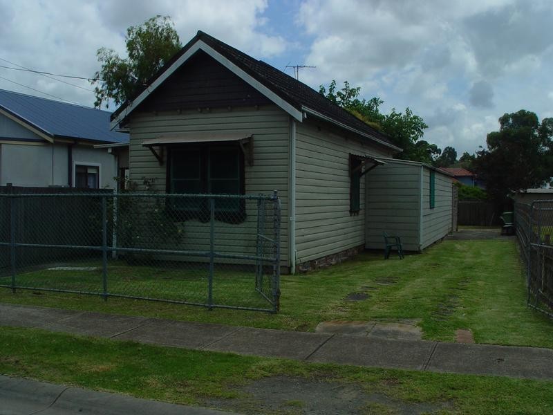 27 A’Beckett Street, Granville NSW 2142