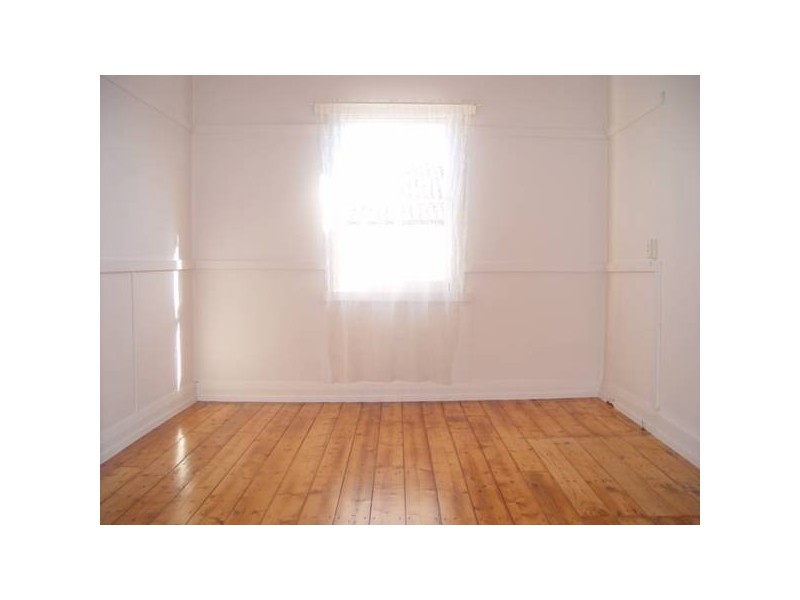 16 Leigh Street, Merrylands NSW 2160