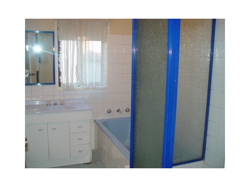 132 Jersey Road, Merrylands NSW 2160