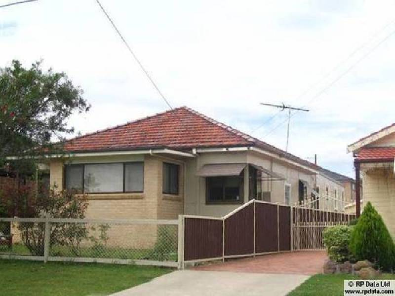 14 Bursill Street, Guildford NSW 2161