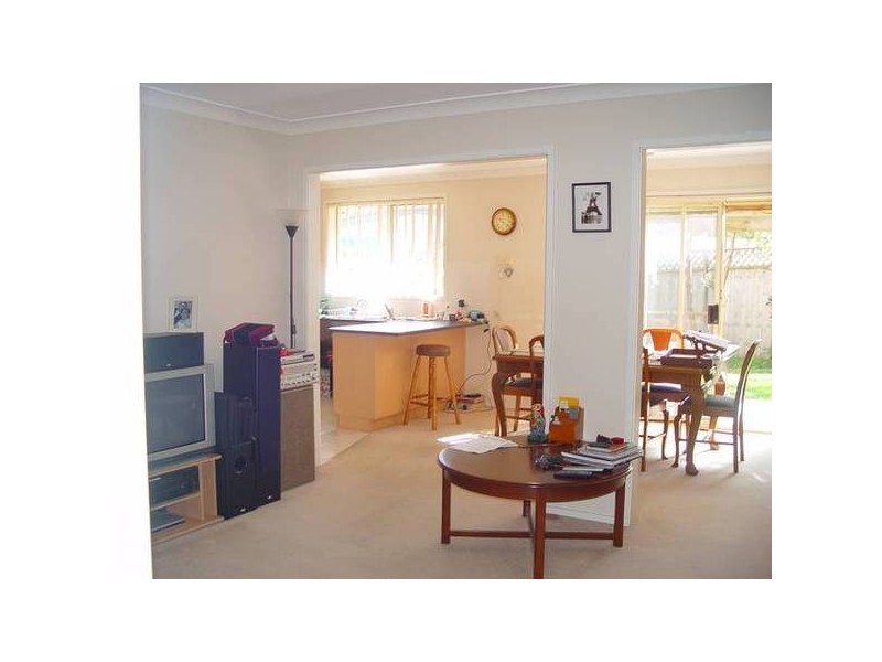 2/46 Coronation Road, Baulkham Hills NSW 2153