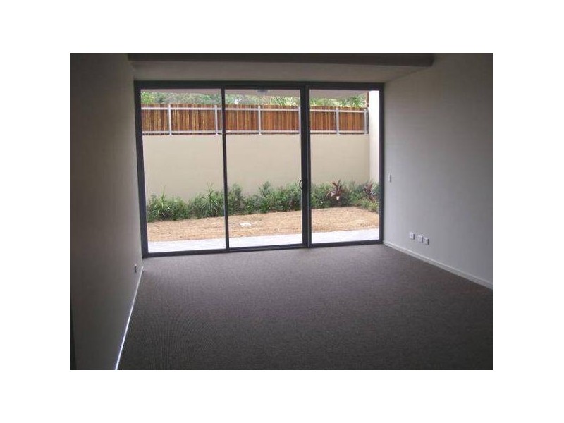 1 Ocean Street, Burleigh Heads QLD 4220