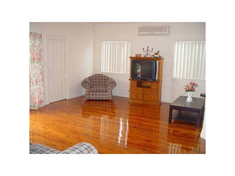 25 Leach Road, Guildford NSW 2161