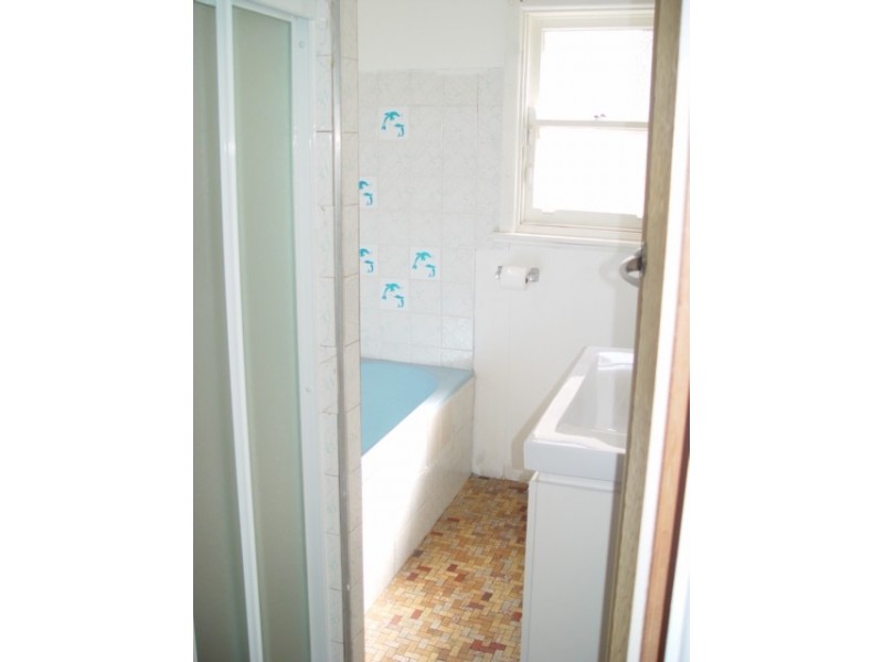 51 Alexandra Avenue, Westmead NSW 2145