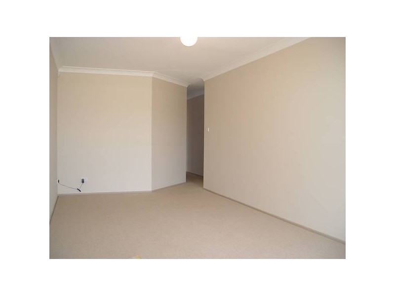 2/39 Hobart Street, Oxley Park NSW 2760