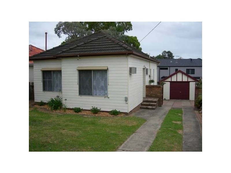 83 Amy Street, Regents Park NSW 2143