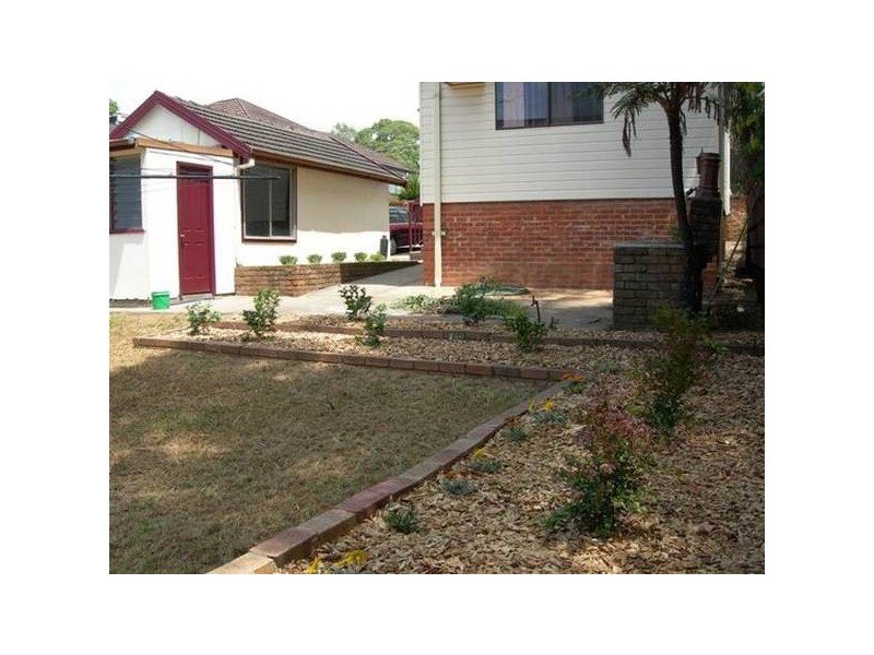 83 Amy Street, Regents Park NSW 2143
