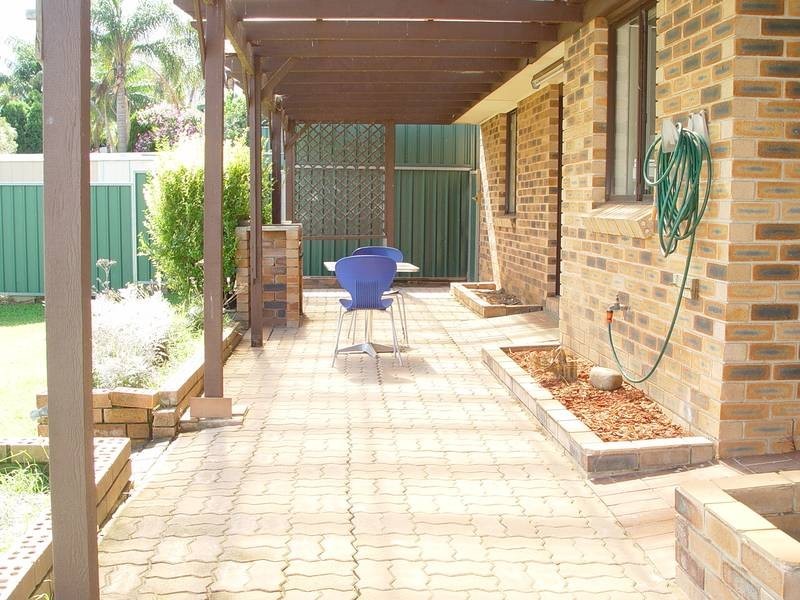 16 Bunker Street, Minchinbury NSW 2770