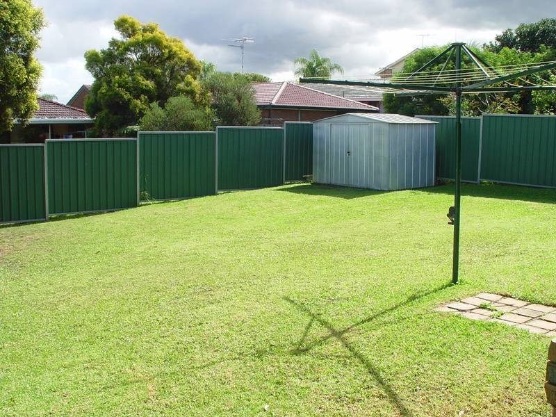 16 Bunker Street, Minchinbury NSW 2770