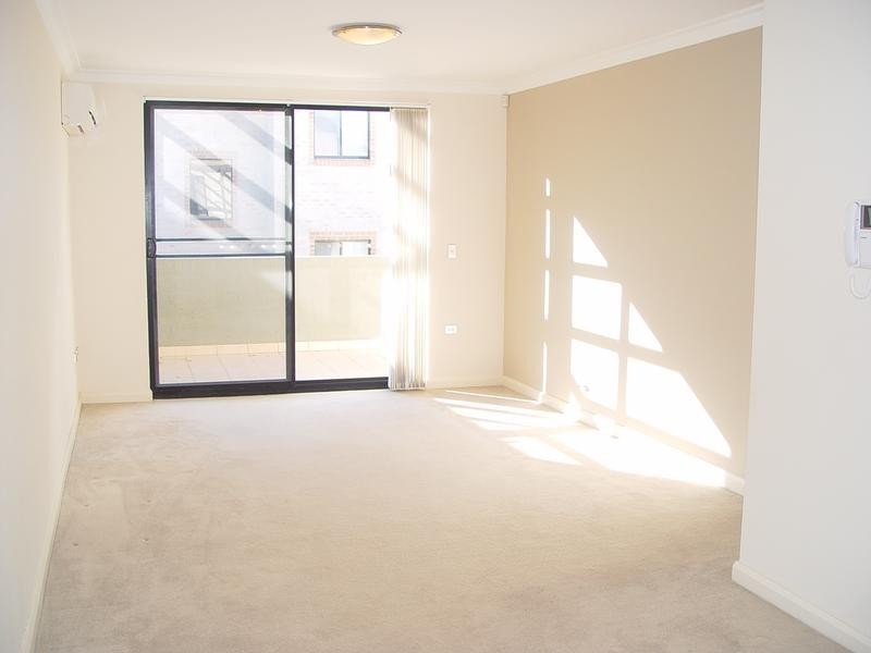 54/6-18 Redbank Road, Northmead NSW 2152