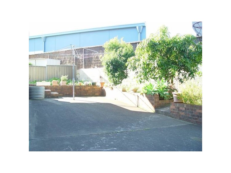 7 Barfil Crescent, South Wentworthville NSW 2145
