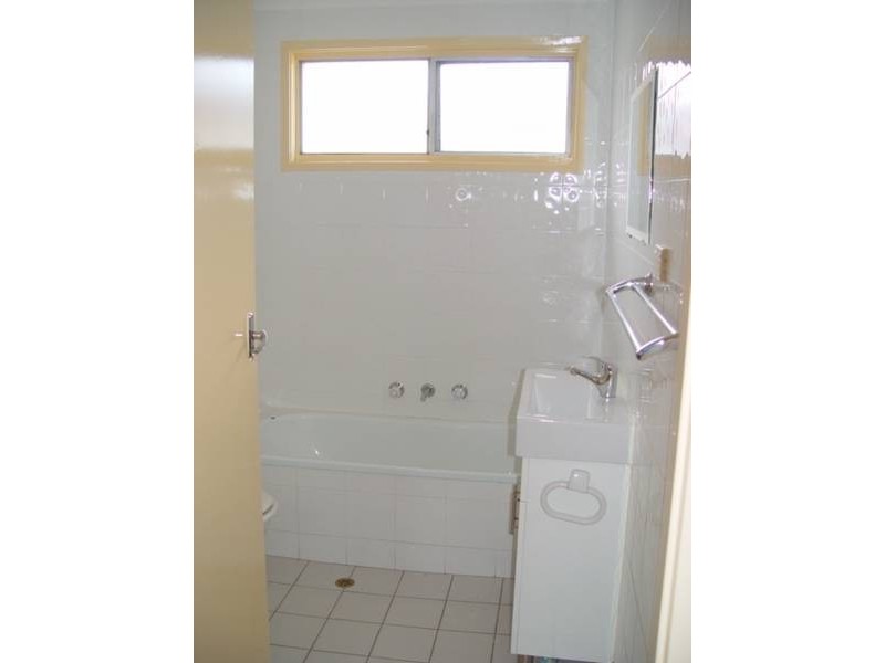 148 Whalans Road, Greystanes NSW 2145