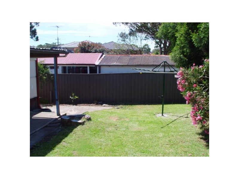 148 Whalans Road, Greystanes NSW 2145