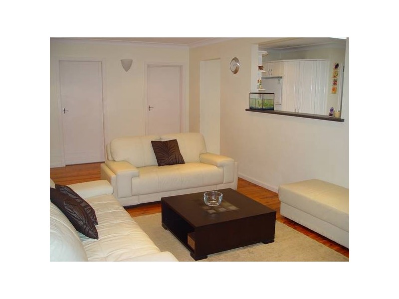 69 Hanbury Street, Greystanes NSW 2145