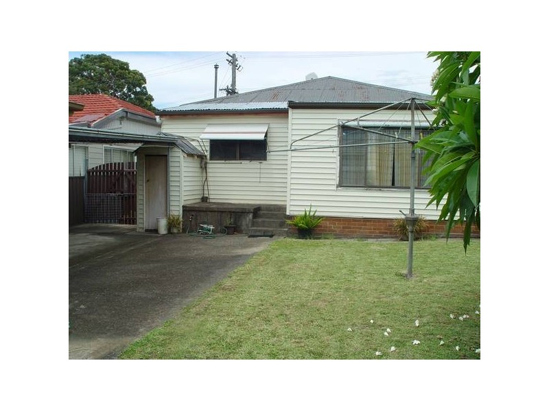 28 Excelsior Street, Merrylands NSW 2160