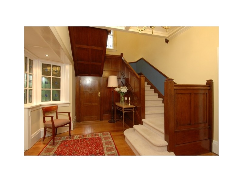 2 Heydon Avenue, Warrawee NSW 2074