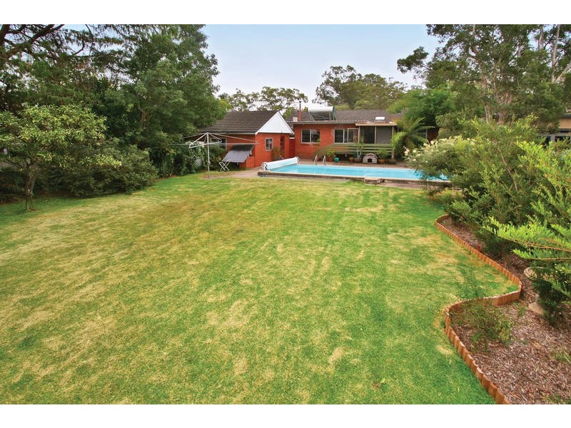 16 Vernon Street, Turramurra NSW 2074