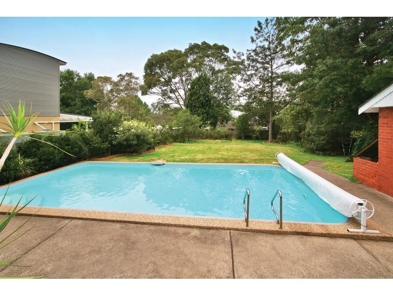 16 Vernon Street, Turramurra NSW 2074