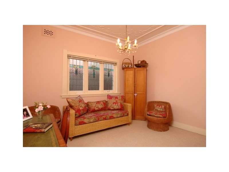 1 Katina Street, Turramurra NSW 2074