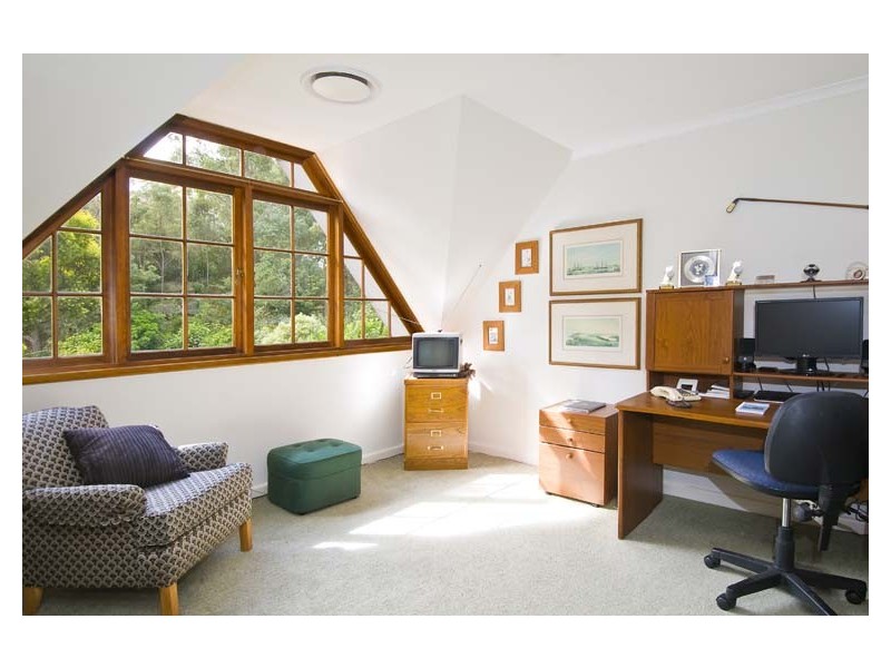 33 Warrowa Avenue, Pymble NSW 2073