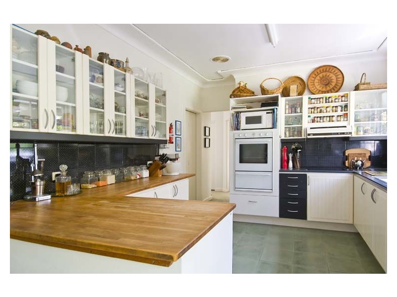 33 Warrowa Avenue, Pymble NSW 2073