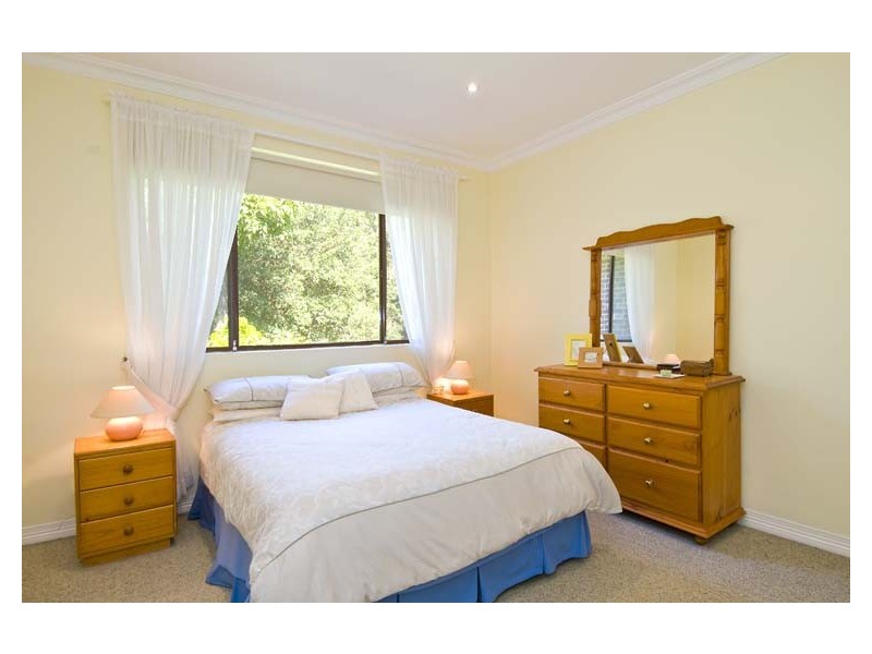 16 Finchley Place, Turramurra NSW 2074