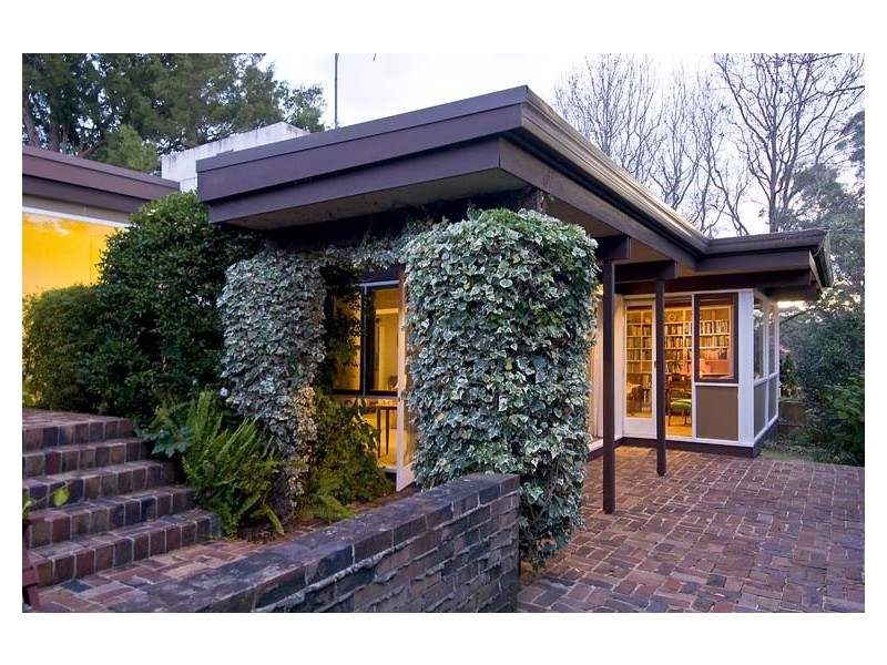 74 Ku-ring-gai Avenue, Turramurra NSW 2074