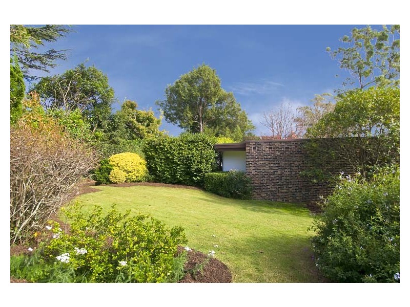 74 Ku-ring-gai Avenue, Turramurra NSW 2074