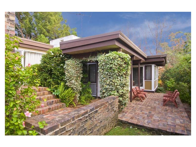 74 Ku-ring-gai Avenue, Turramurra NSW 2074