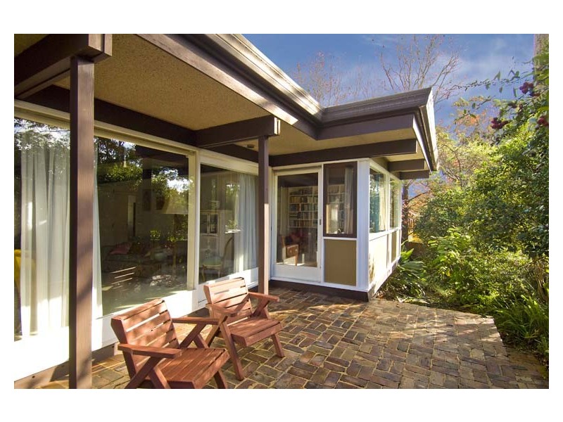 74 Ku-ring-gai Avenue, Turramurra NSW 2074