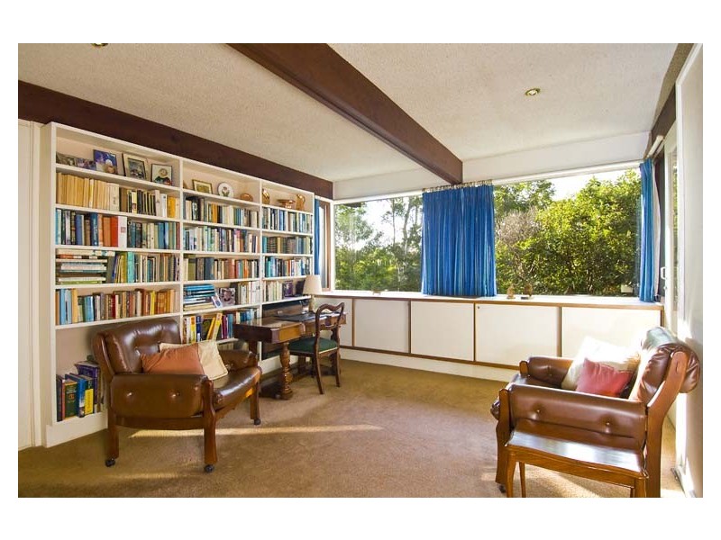 74 Ku-ring-gai Avenue, Turramurra NSW 2074