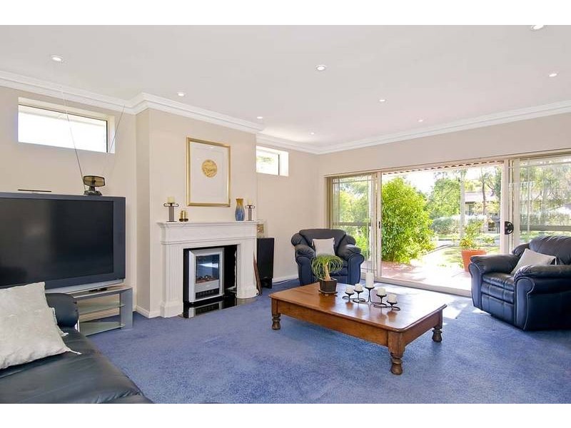 20 Benning Avenue, South Turramurra NSW 2074