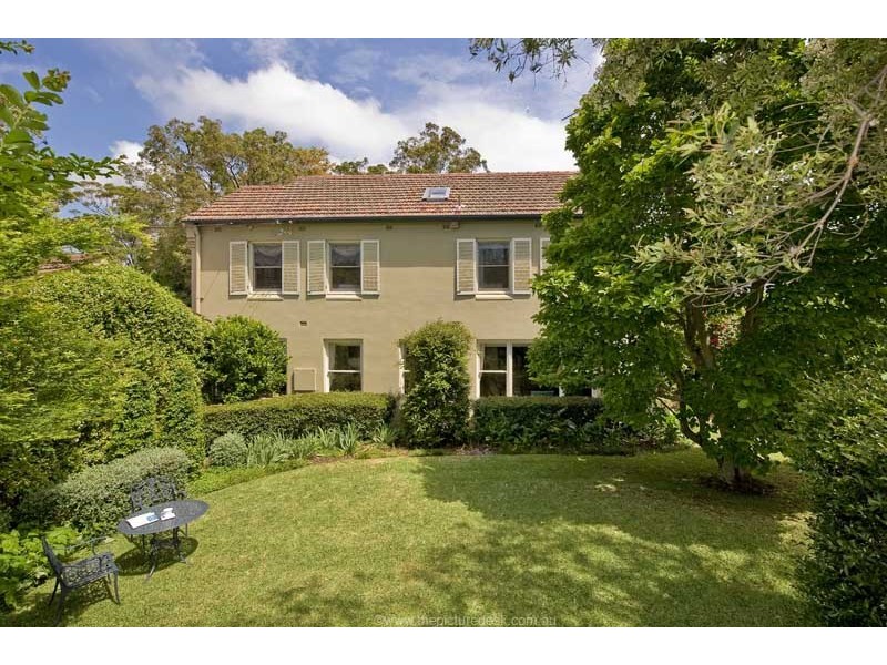 10 Berrillee Street, Turramurra NSW 2074