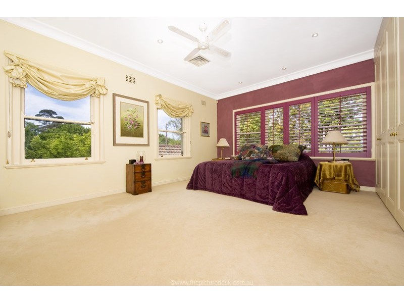 10 Berrillee Street, Turramurra NSW 2074