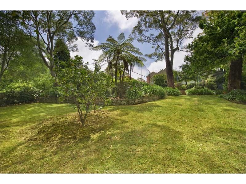 10 Berrillee Street, Turramurra NSW 2074