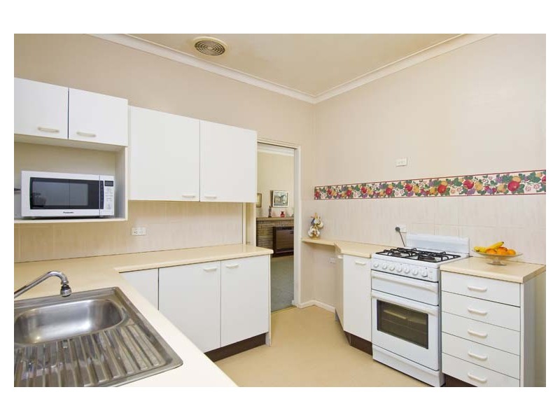 8 Westbrook Avenue, Wahroonga NSW 2076