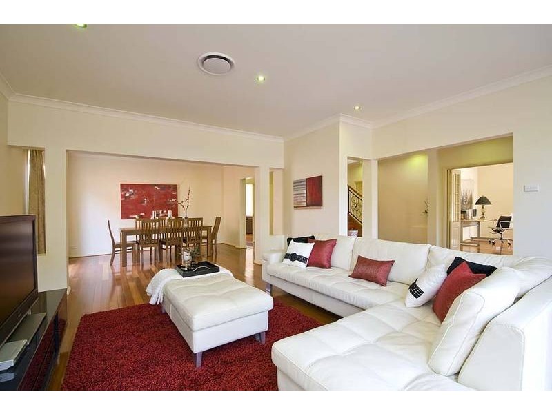 27 Boolarong Road, Pymble NSW 2073