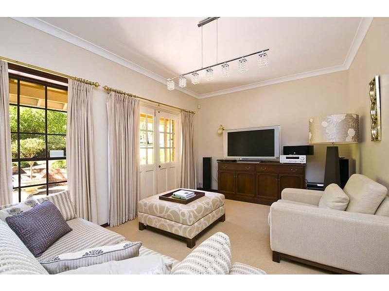 6 Mahratta Avenue, Wahroonga NSW 2076
