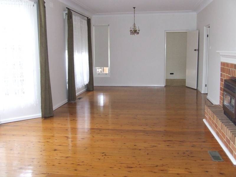 4 Lowther Park Avenue, Turramurra NSW 2074