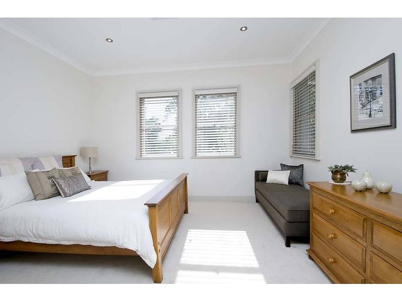 1 Kintore Street, Wahroonga NSW 2076