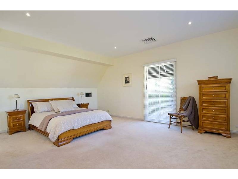 18 Boomerang Street, Turramurra NSW 2074