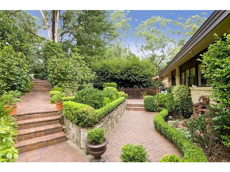 17 Roland Avenue, Wahroonga NSW 2076