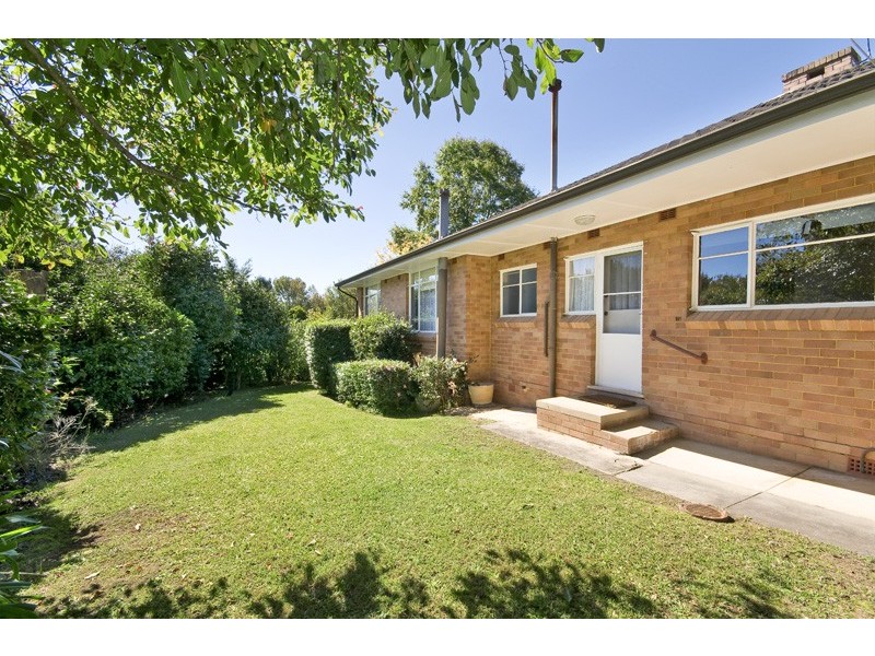 4 Lowther Park Avenue, Warrawee NSW 2074