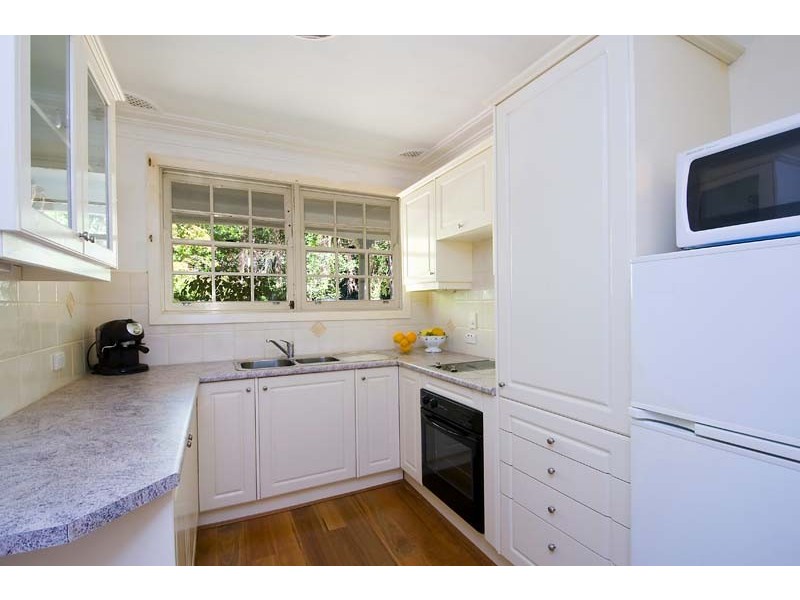 30 Glengarry Avenue, Turramurra NSW 2074
