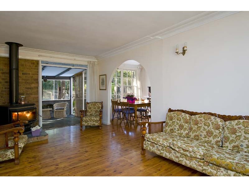 30 Glengarry Avenue, Turramurra NSW 2074