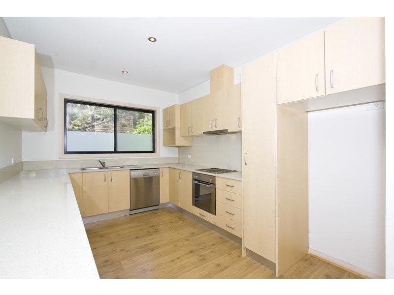 2B Pembroke Avenue, Turramurra NSW 2074