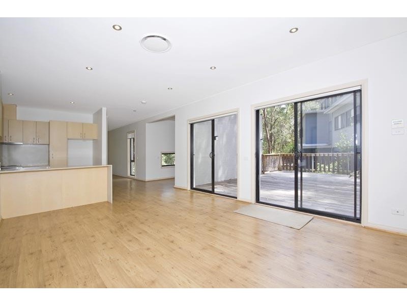 2B Pembroke Avenue, Turramurra NSW 2074