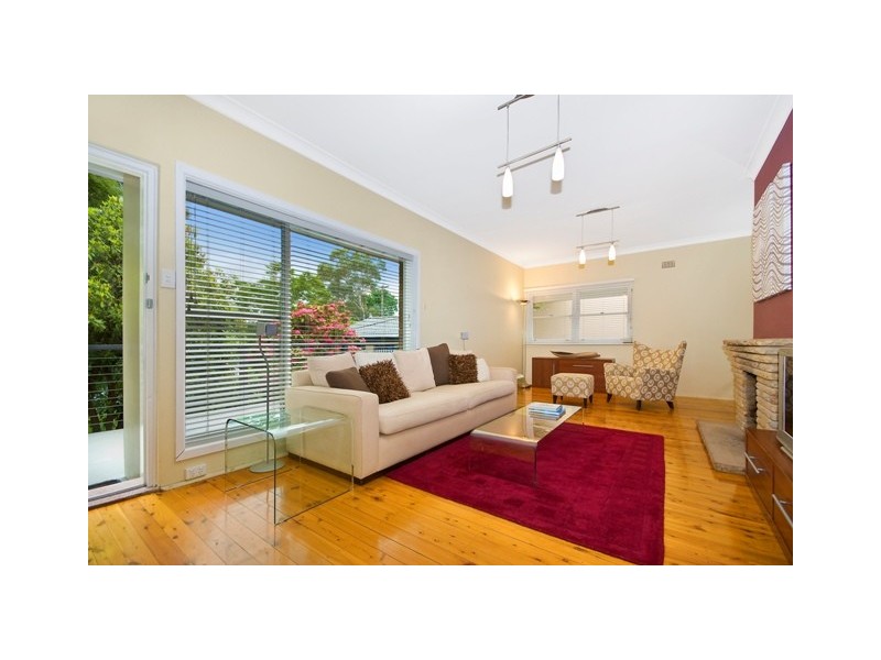 11 Carina Road, Turramurra NSW 2074