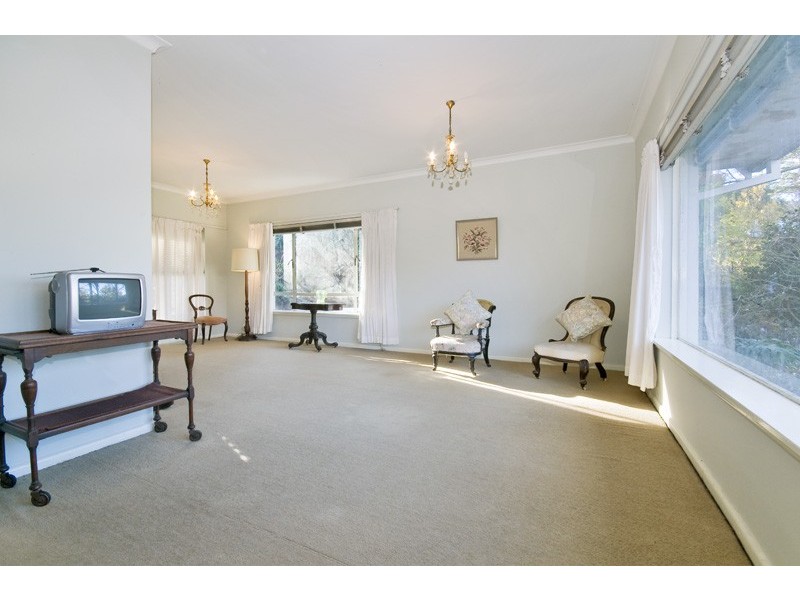 2 Peace Avenue, Pymble NSW 2073