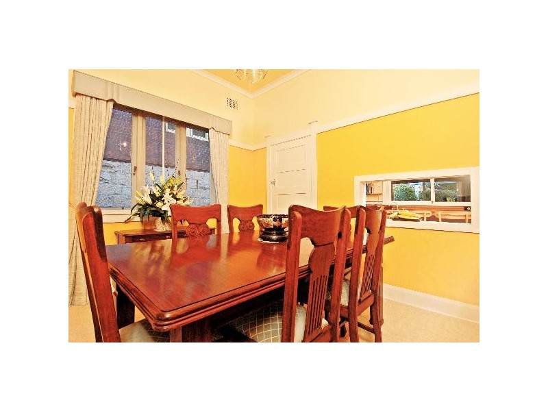 10 Mayfield Avenue, Pymble NSW 2073